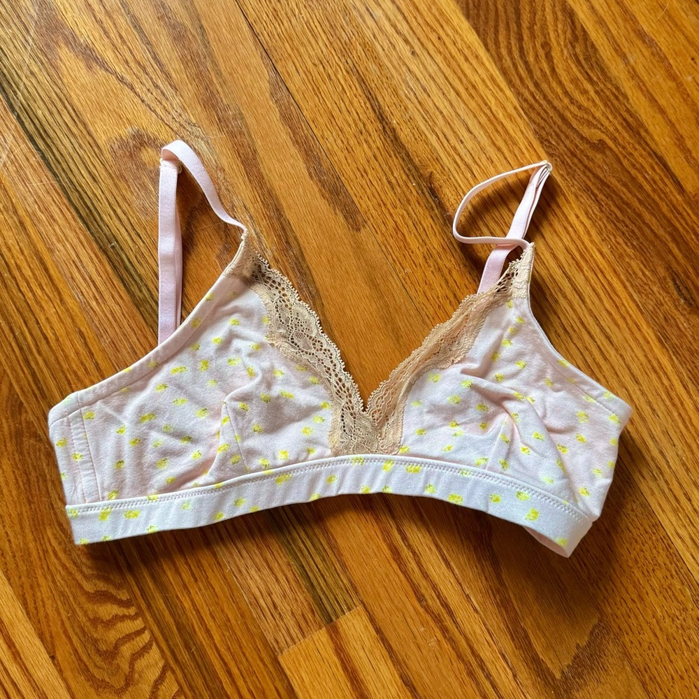 Skin worldwide organic triangle bralette size small